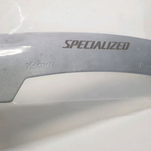 스페셜라이즈드(Specialized) 자전거 콘 렌치 13mm 및 15mm 이미지