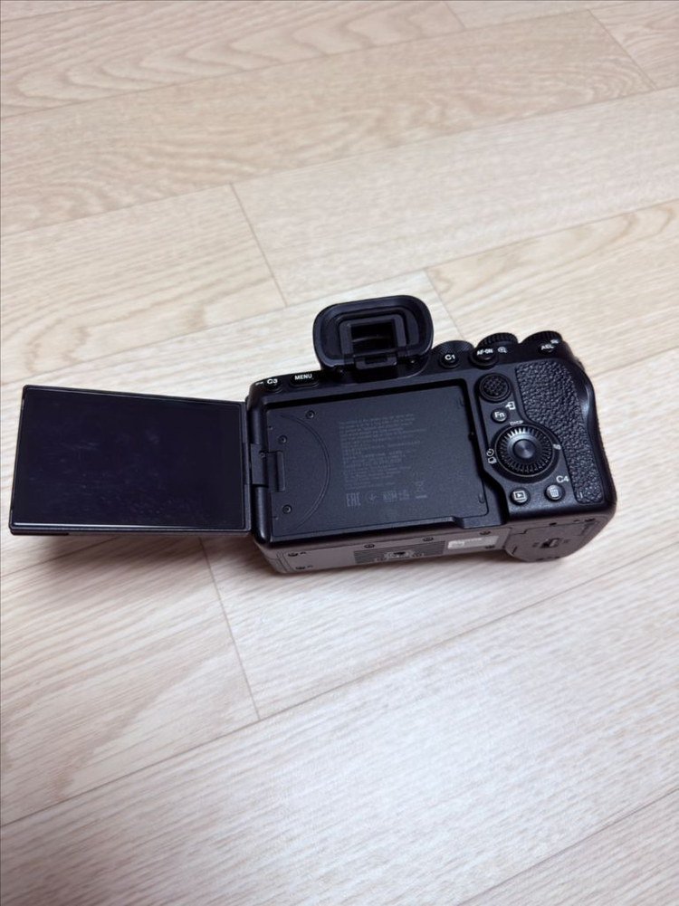 소니 A7M4 미러리스 카메라--2