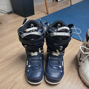 디럭스 엣지 부츠 255