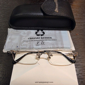 크롬하츠 안경 필스3 샤이닝실버 새제품 판매합니다