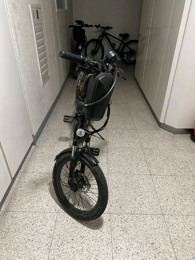 2023 팬텀q sf plus 접이식 전기자전거 팝니다 이미지