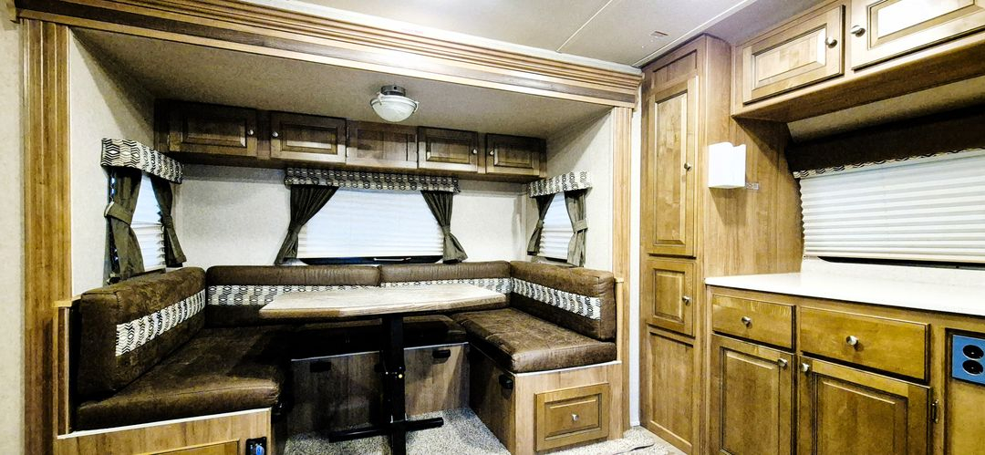 락우드 미니 라이트 2506S 카라반 / 2200만원 / 초저렴!! 정박용!! 이동 용이!! 이미지