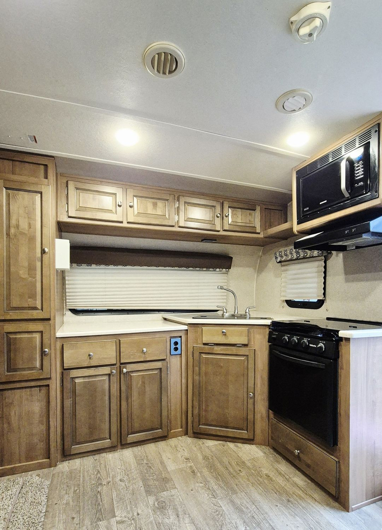 락우드 미니 라이트 2506S 카라반 / 2200만원 / 초저렴!! 정박용!! 이동 용이!! 이미지