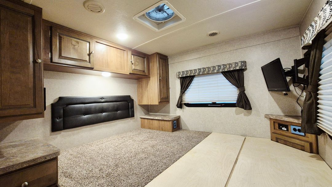 락우드 미니 라이트 2506S 카라반 / 2200만원 / 초저렴!! 정박용!! 이동 용이!! 이미지