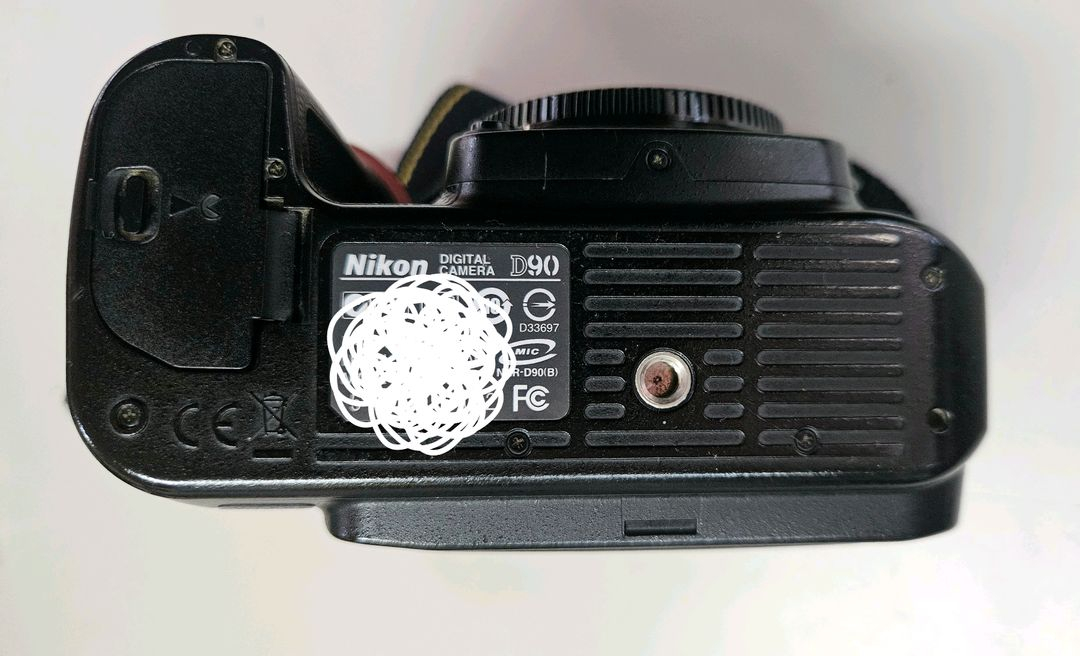 NIKON 니콘 보급형 DSLR D90 A급 입문용 초보용 카메라 이미지