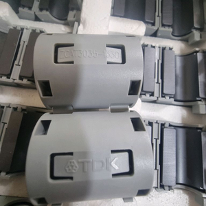 TDK ZCAT3035-1330 페라이트 코어