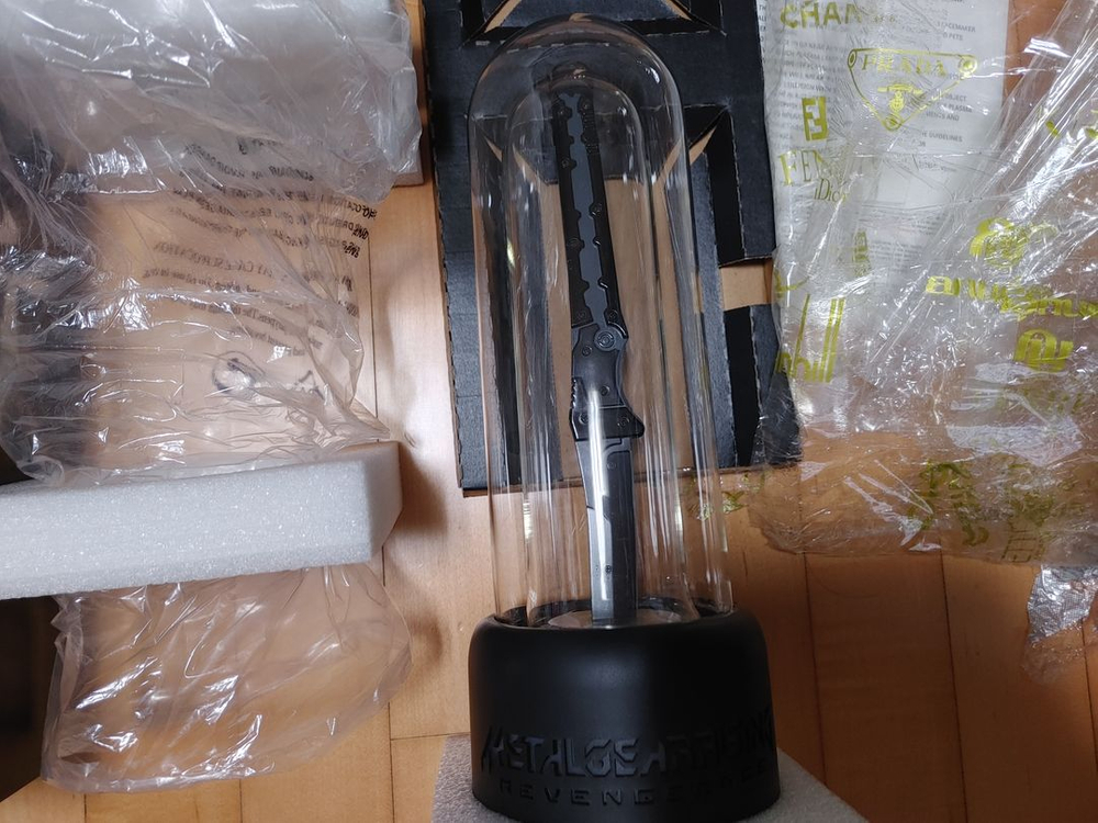 메탈기어솔리드 라이징 - 플라즈마 검 한정판 이미지