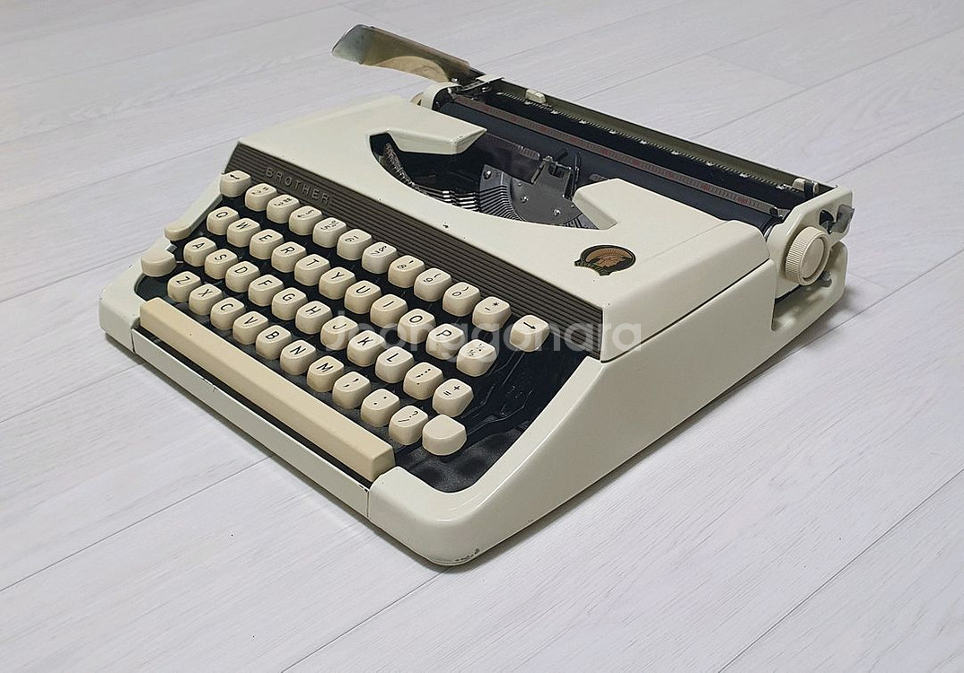 1960년대 브라더 영문 타자기--0