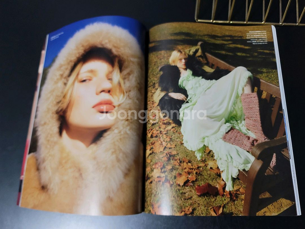 갤러리아 명품 라인 잡지 (25년 12월호)--1