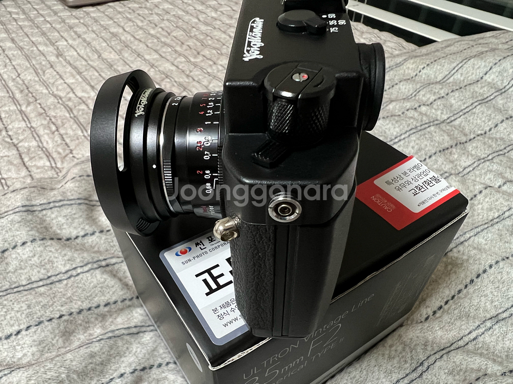 보이그랜더 베사 R2A + 울트론 35mm f2 + 전용 후드 박스셋--6