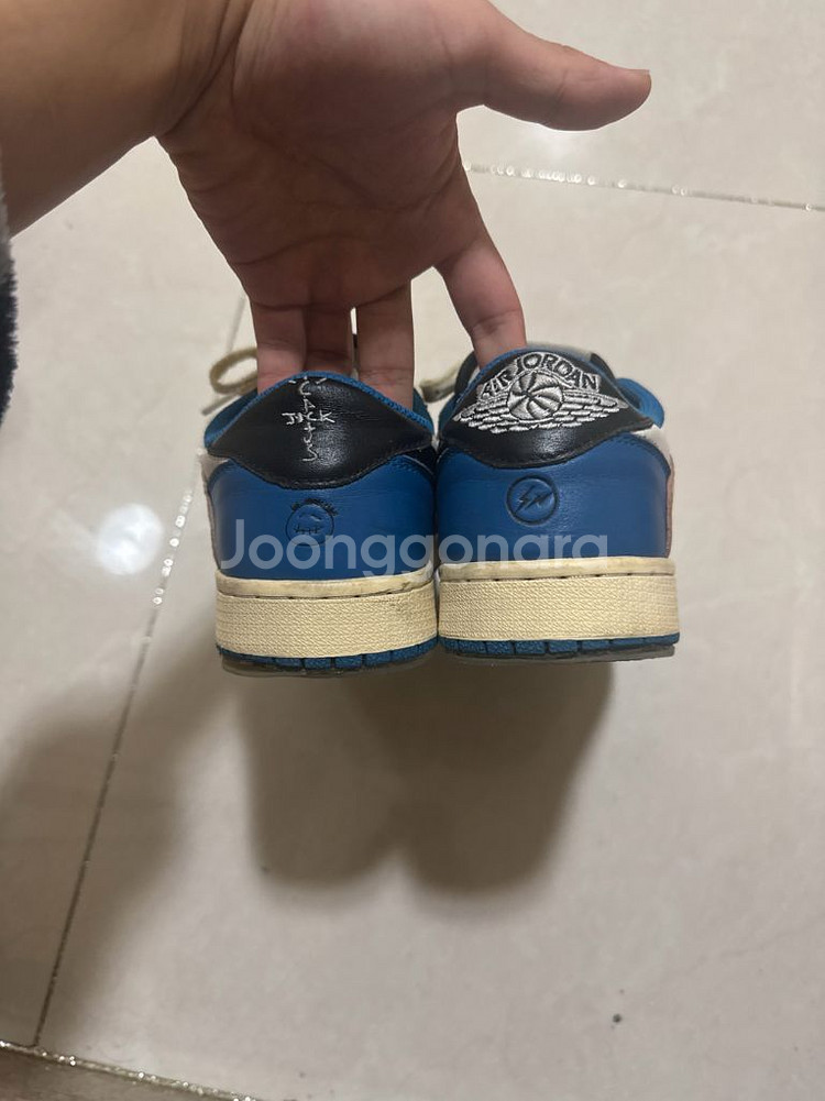 나이키 에어 조던 1 트래비스 스캇 프라그먼트--2