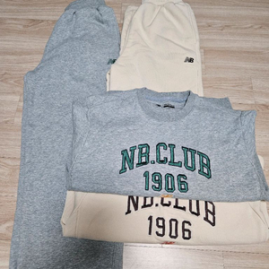 뉴발란스 기모 셋업 2종 150사이즈