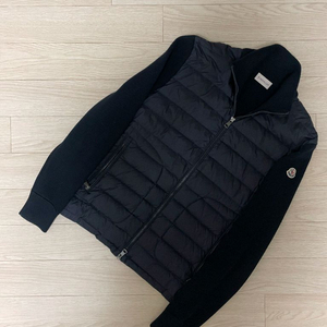 [ M ] 몽클레어 니트패딩 김현우 니트패딩 트리콧 네이비