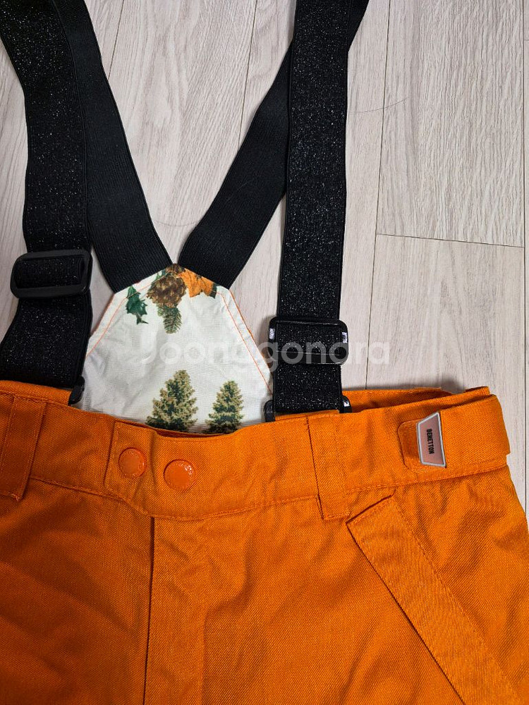 베네통 스키바지. 눈썰매바지. 155--4