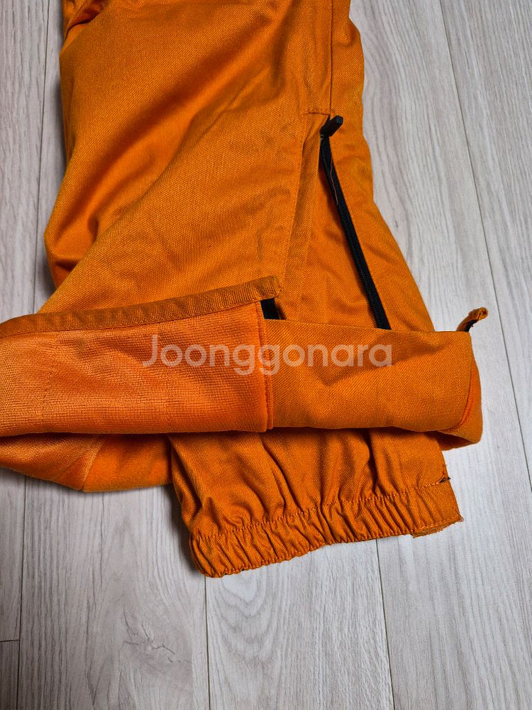 베네통 스키바지. 눈썰매바지. 155--6