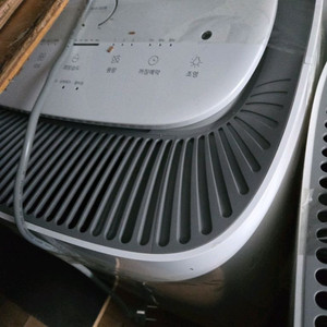 2024년식) 웅진코웨이 제습기 겸용 공기청정기 APD-1023A (서울 구로 2대 -50만원)