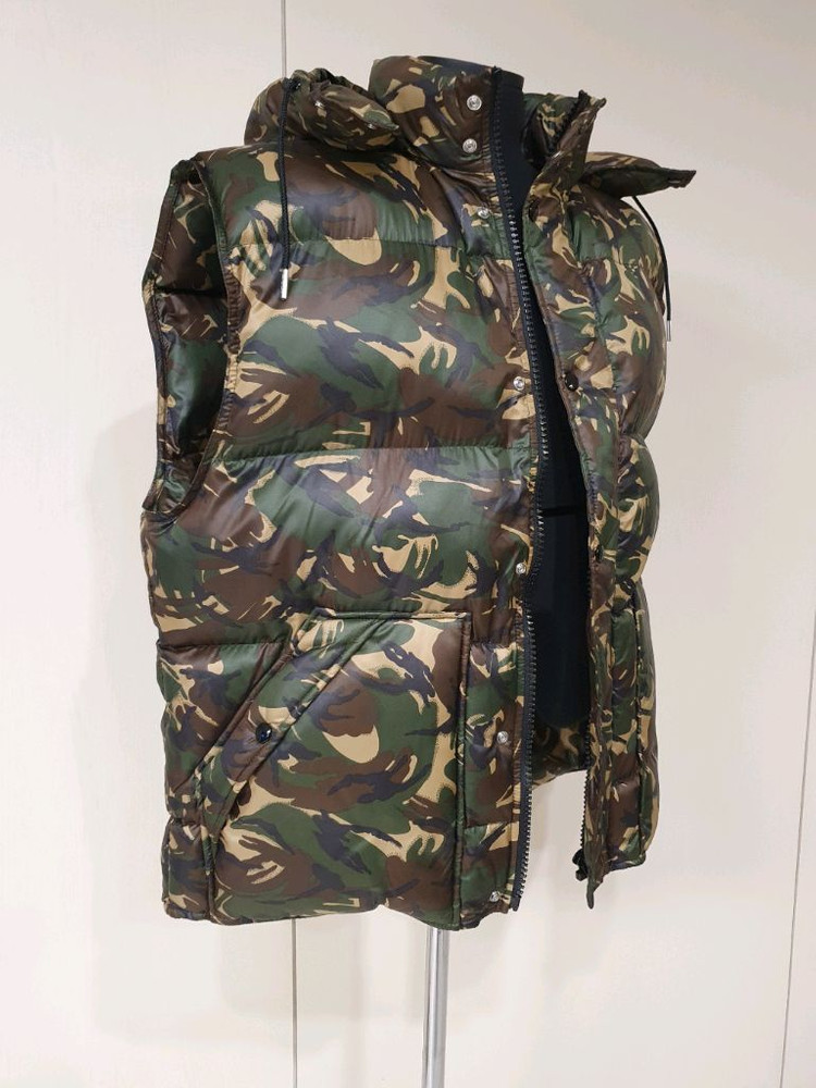 정품 셀린느 카모 후드 패딩 조끼--1