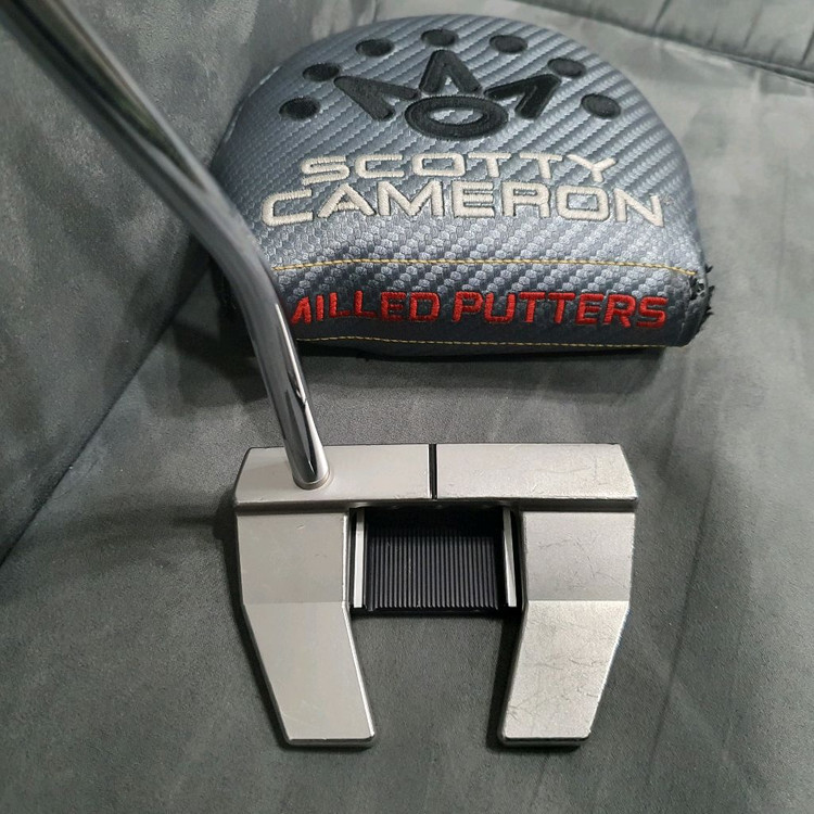 퓨추라5W(스카티카메론)34인치 퍼터(상태좋은 중고)정품 퍼터 이미지
