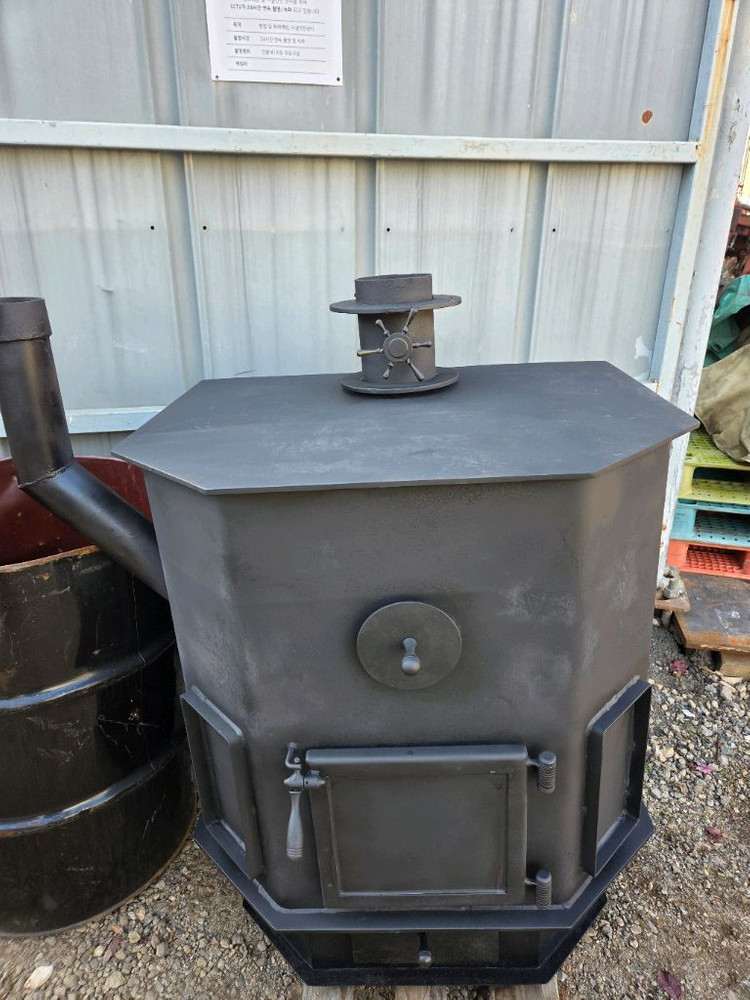 공장. 현장. 큰. 화목난로 이미지