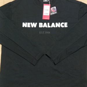 새제품) 뉴발란스 기능성 쿨 티셔츠 100사이즈