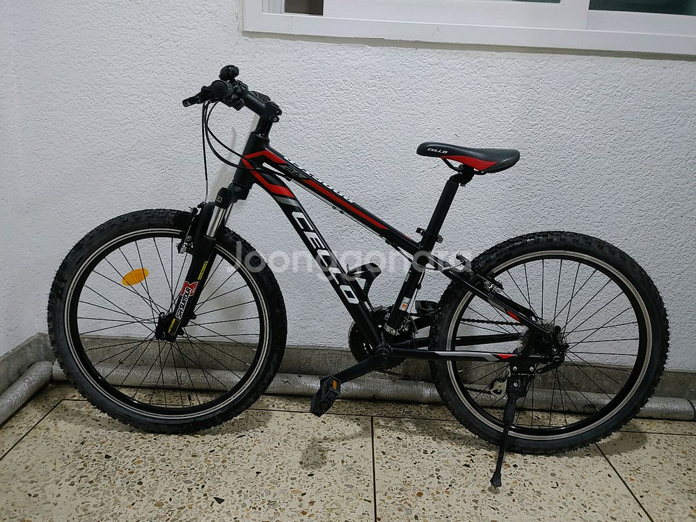 첼로 부스터 24인치 어린이 자전거--1