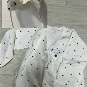 블루독 신생아 배냇저고리 & 모자 세트 1회착용