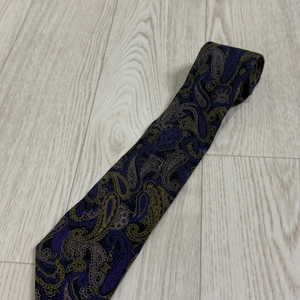 CELINE 셀린느 실크 페이즐리 넥타이