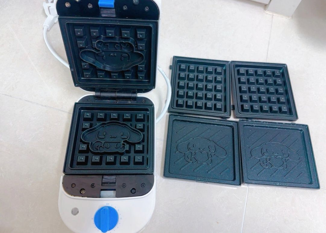 시나모롤 와플메이커--1