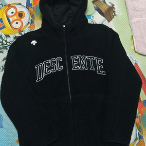 아동 160~170호 데쌍트 아디다스 내셔널지오그래픽 키즈 뽀글이 후리스자켓 점퍼 경량패딩