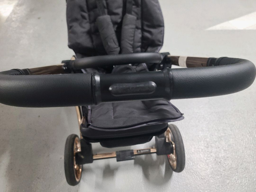 윰 시그니처 디럭스 유모차--1