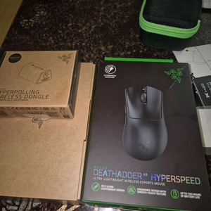 레이저 데스에더 V3 HyperSpeed 무선 게이밍 마우스 +8k 동글