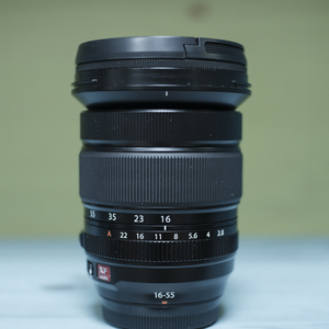 후지 XF16-55mmF2.8 R LM WR II(xf16-55 f2.8 ii 신형) 판매합니다.