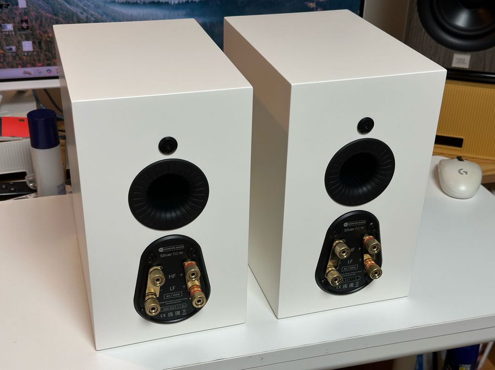모니터 오디오 실버50 7G 북셸프 스피커 이미지
