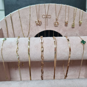 14k 목걸이와 팔찌