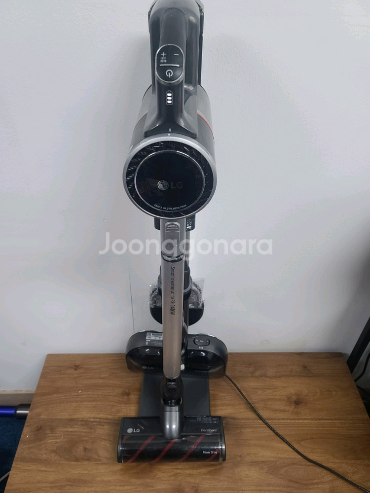 LG 코드제로무선청소기 A9 S978SA(삼성배터리 57분&53분 작동,물걸레티트포함,전체 청소완)--0