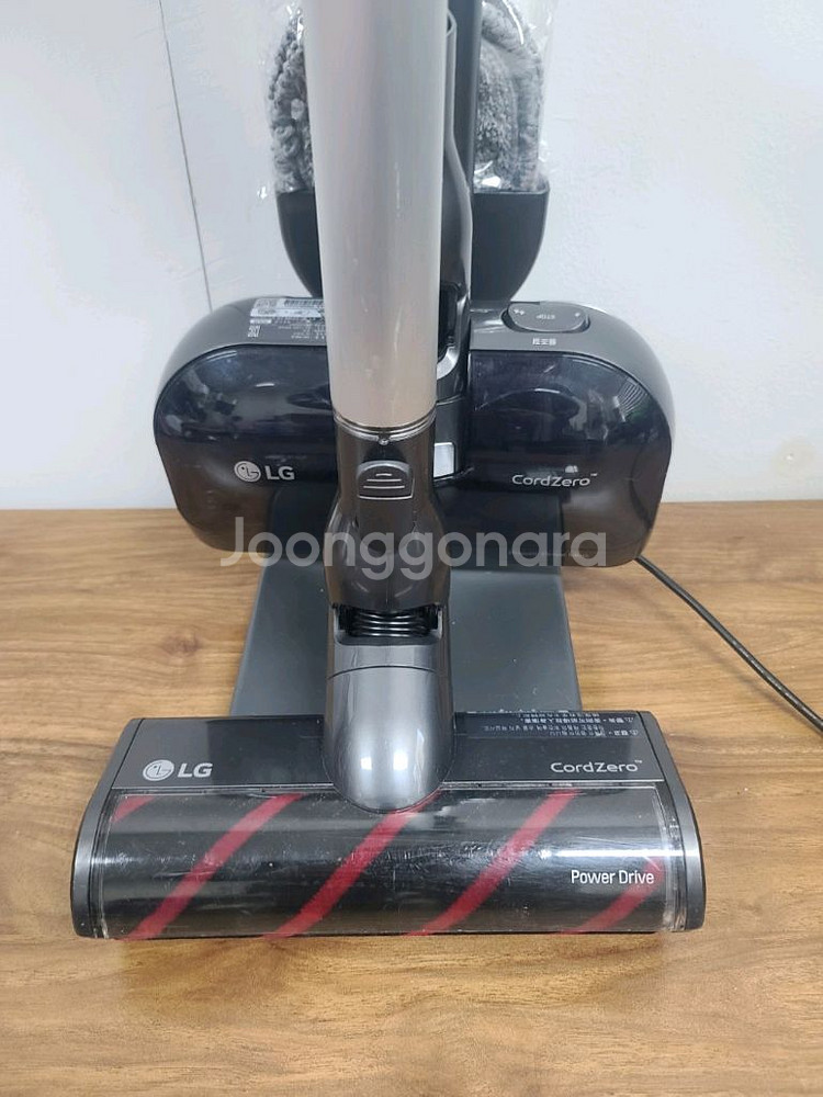 LG 코드제로무선청소기 A9 S978SA(삼성배터리 57분&53분 작동,물걸레티트포함,전체 청소완)--4