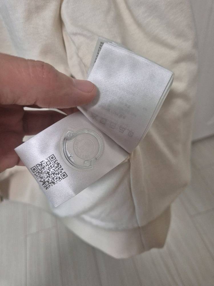 몽클레어 테디 후드 집업--4