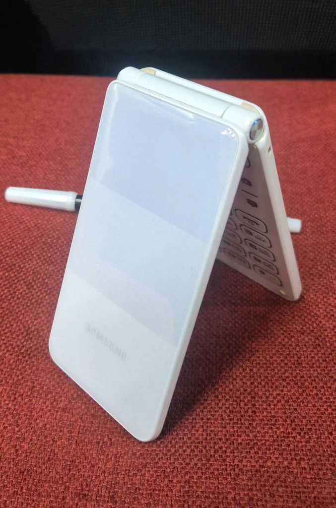 삼성 폴더폰 폴더2 초기필름 그대로 효도폰 공부폰A급--2