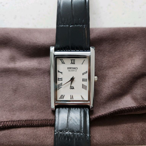 세이코 스퀘어 쿼츠 시계
