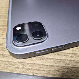 아이패드 프로 11인치 M4 256GB 셀룰러/ 매직키보드 화이트 / 애플펜슬2세대/ 케이스 서비스