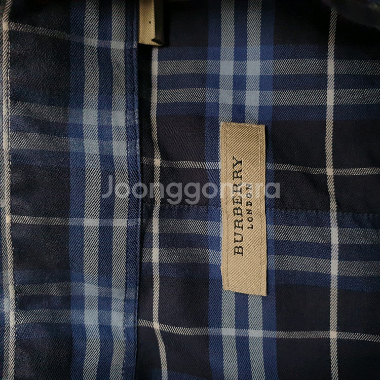 버버리 런던 전체 체크패턴 긴팔남방 103사이즈--2
