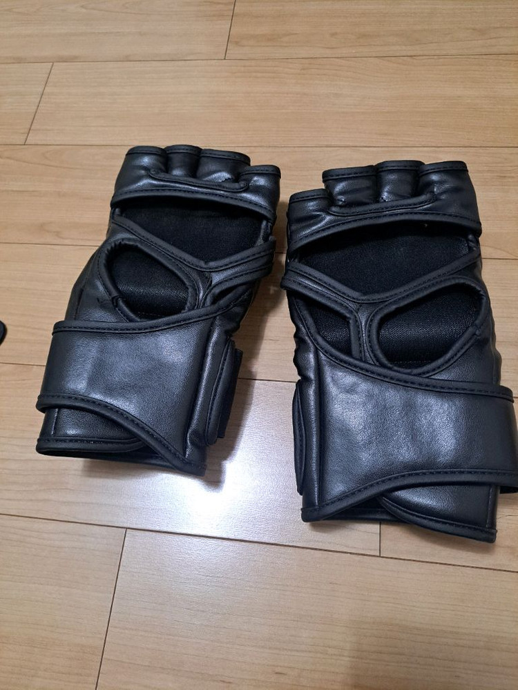 종합격투기 MMA 오픈핑거 글러브 팝니다!--1