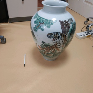 백운 박순백 선생님 호랑이 도자기 작품 팝니다 부산 해운대