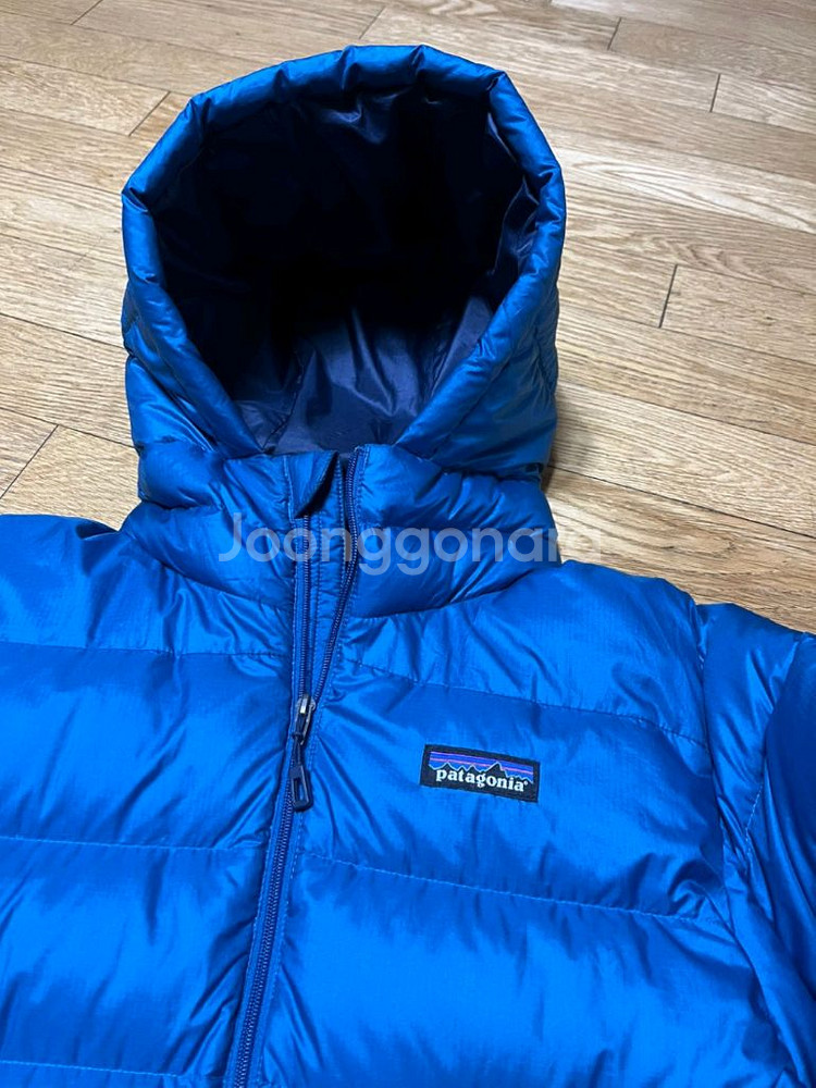 파타고니아 다운 스웨터 후디 후드 경량 패딩 맨xs 우먼s 등산 클라이밍--1