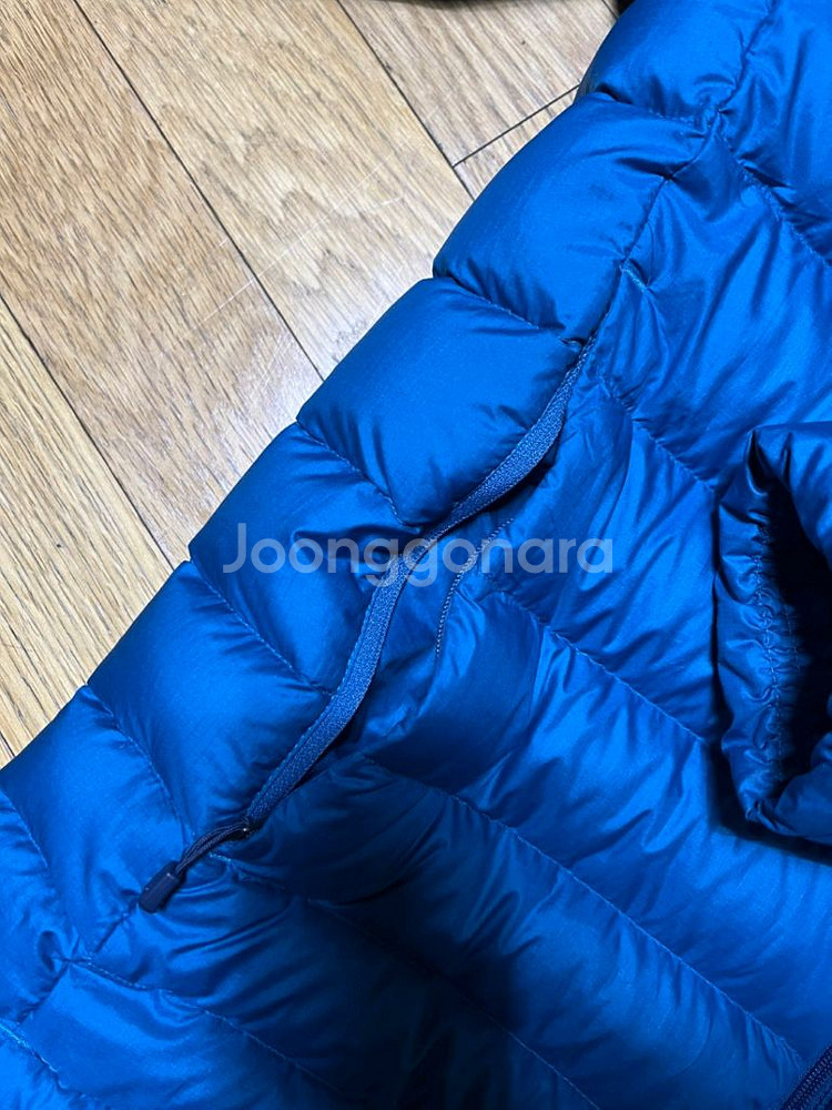 파타고니아 다운 스웨터 후디 후드 경량 패딩 맨xs 우먼s 등산 클라이밍--3