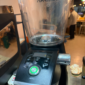 compak k10 fresh 코니컬 그라인더, pullman템퍼, 디스트리뷰터