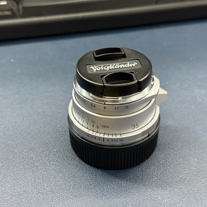 보이그랜더 울트론 35mm f2 타입2