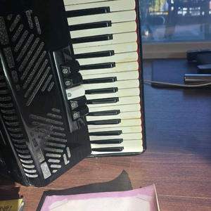 리베라 80단 핸드아코디언