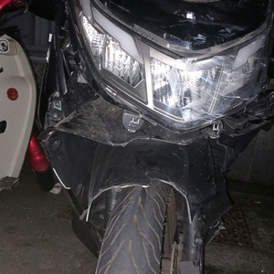 UHR125 사고차 판매