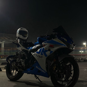 스즈키 gsxr 21년식 스페셜 카울